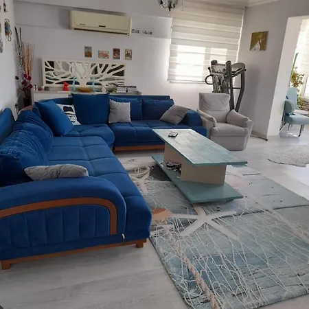 Lara Apartment *